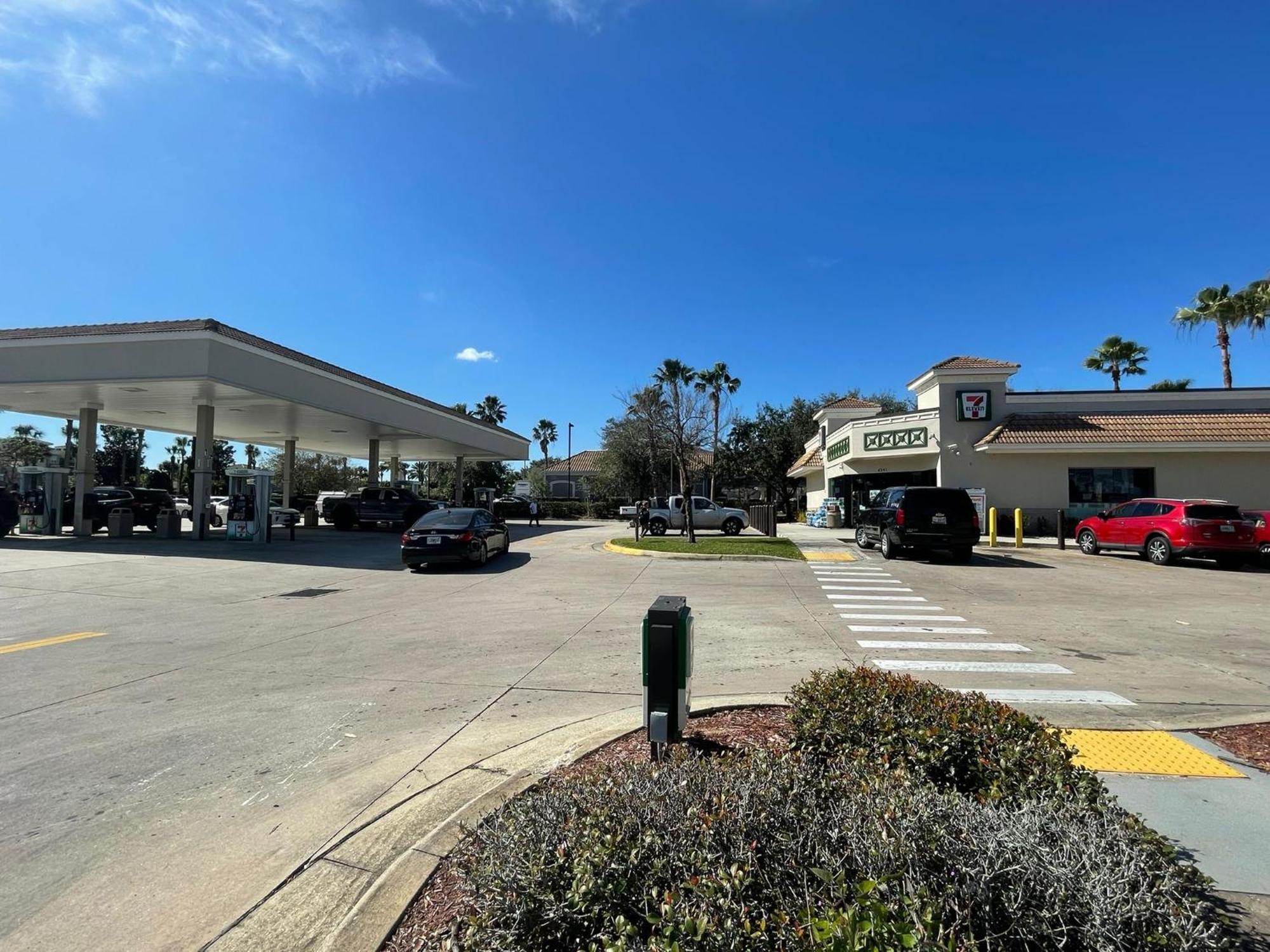 Apartment 3 Bedroom In Tuscana Resort , 15" From Disney Kissimmee Exteriör bild