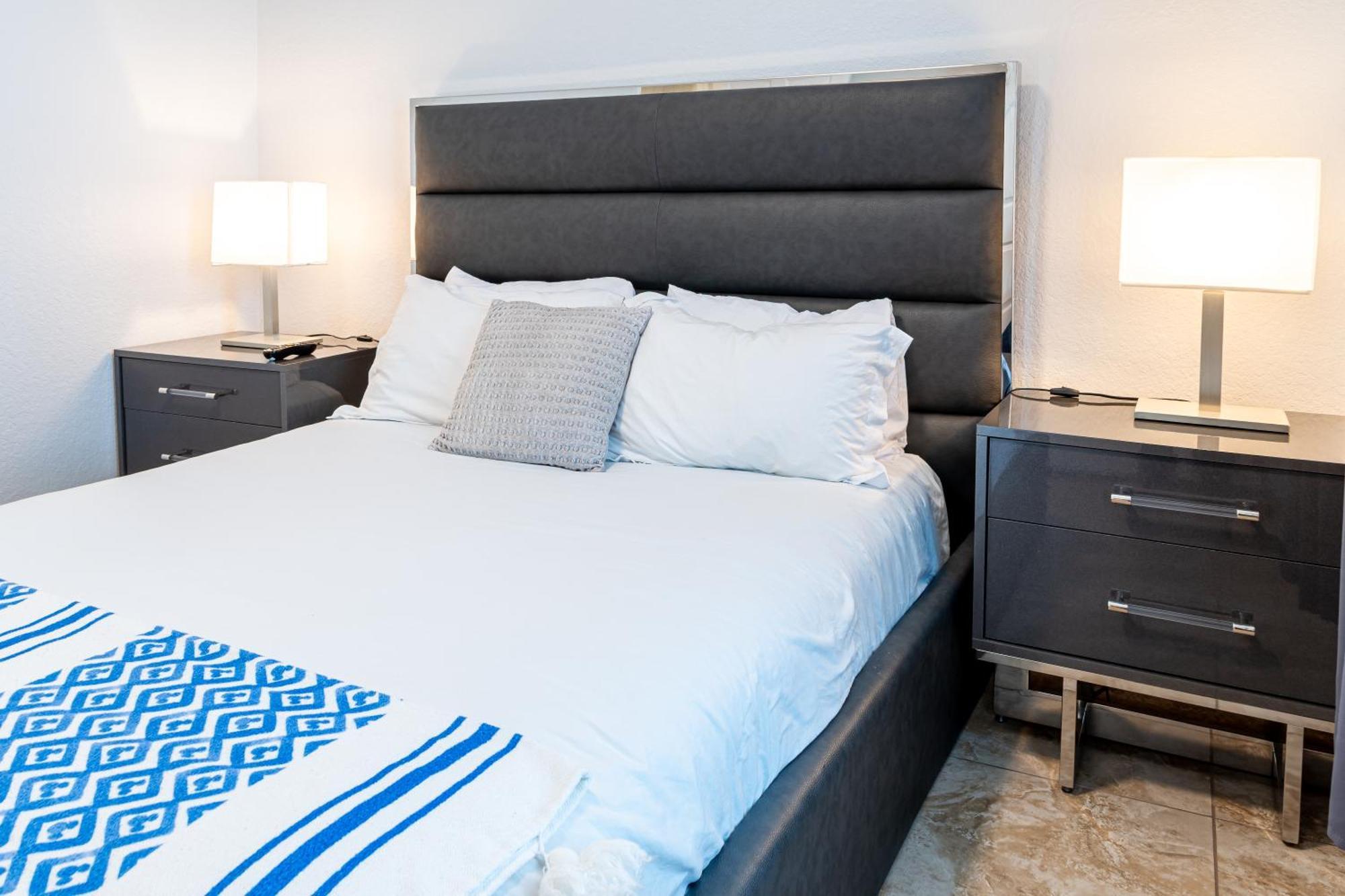 Apartment 3 Bedroom In Tuscana Resort , 15" From Disney Kissimmee Exteriör bild